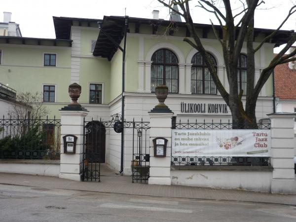 Ülikooli Kohvik vchod